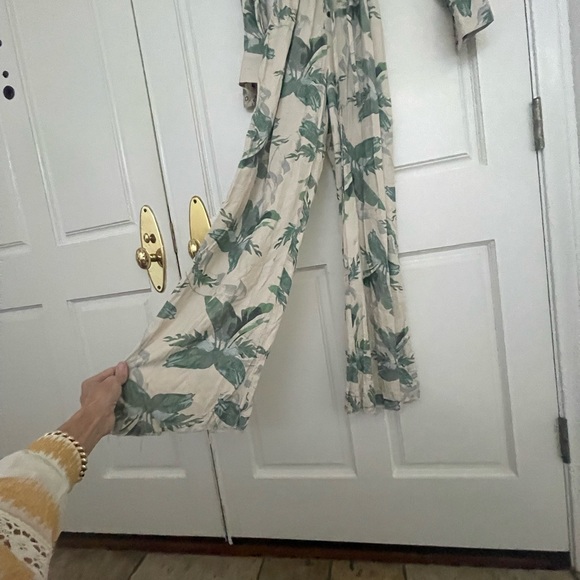 ONE TEASPOON Wasteland Wide Leg
Tropical Long Sleeve Jumpsuit Khaki M (NWOT) - Picture 14 of 14